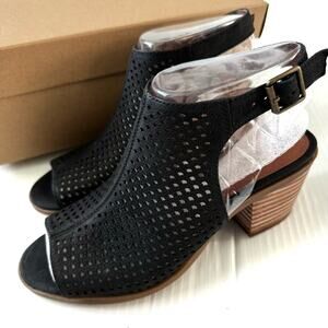 🆕 Lucky Brand Bertel peep toe perforated design stacked heel bootie size 6